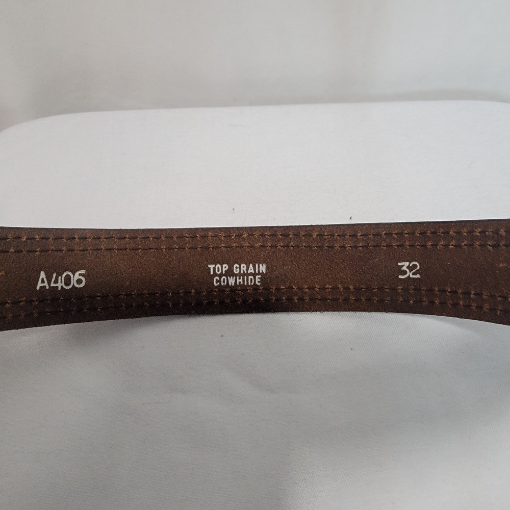 Womens Brown Leather Belt with Brass Buckle - Picture 2 of 3